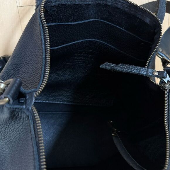 Calma 11600 Leather Goods Made in Spain Convertible Shoulder Bag Black Pebble - Picture 5 of 16